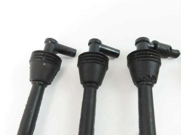 Porsche 928 Zündkerzenstecker - 92860231100 im Motor – Bild 6