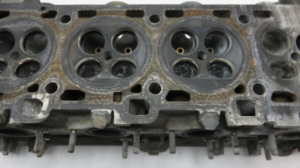 Porsche 928 Zylinderkopf 9281044132R am Motor – Bild 6