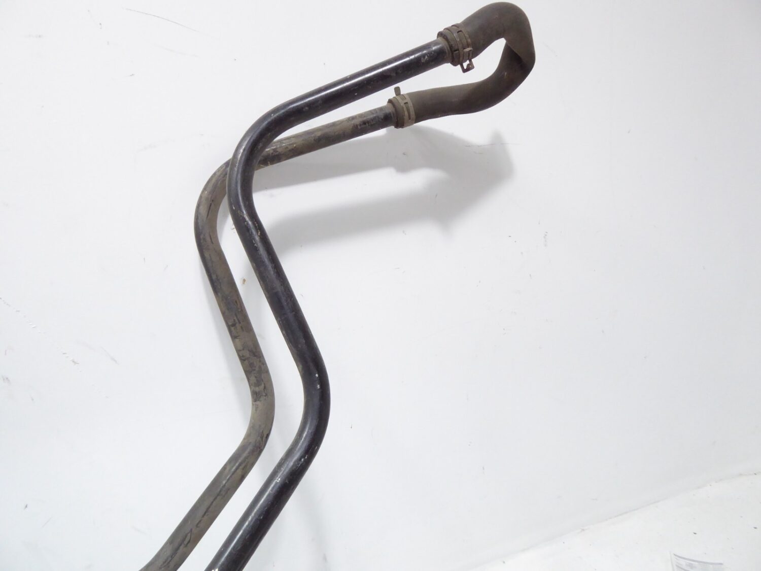 Porsche Boxster 986 Kühlmittelleitungen Kühlwasserrohre Unterboden 99610665202 – Bild 6