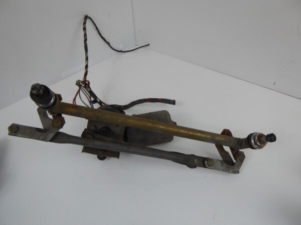 VW Porsche 914 Scheibenwischergestänge mit Scheibenwischer Motor – Bild 3
