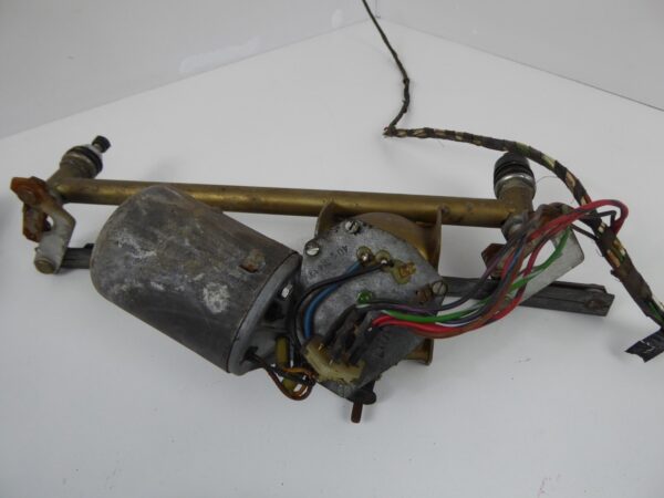 VW Porsche 914 Scheibenwischergestänge mit Scheibenwischer Motor – Bild 6